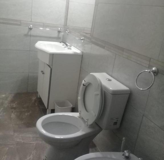 חדר משפחתי, Hostería Niemanu