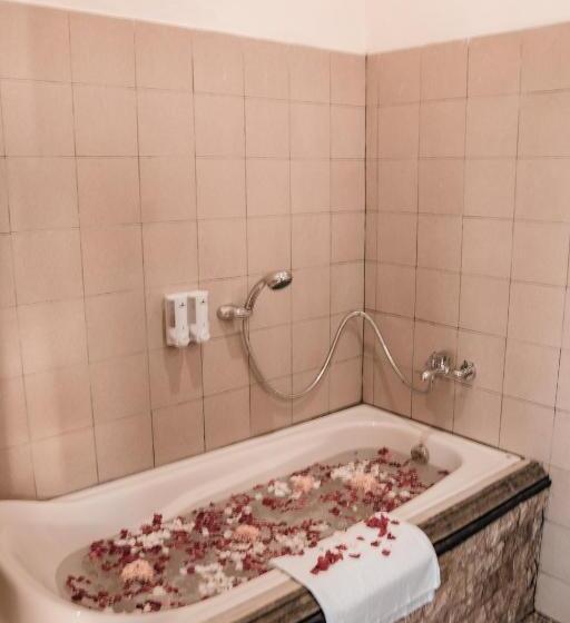 חדר סטנדרט עם מיטת קינג, Ayodya Batur Villa