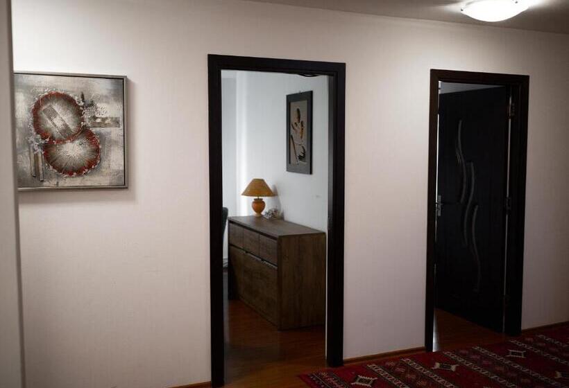 ２ベッドルームアパートメント, Viking Apartment Grigo