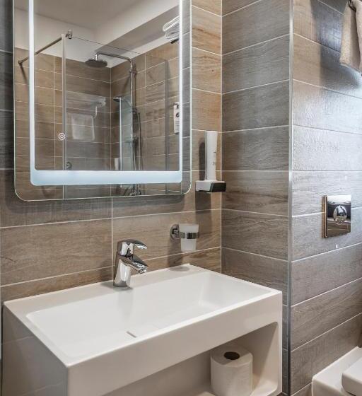 غرفة ديلوكس مزودة بشرفة, Charm Boutique