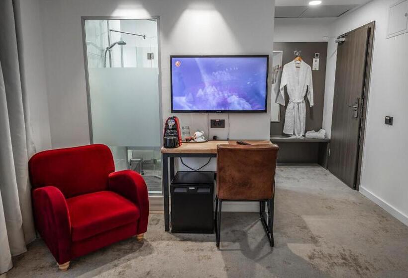 اتاق استاندارد, Charm Boutique