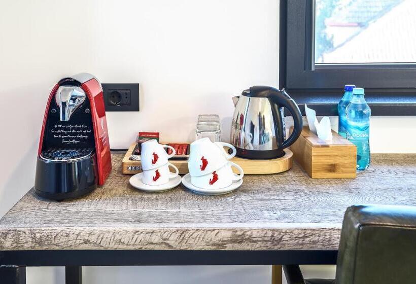 غرفة ديلوكس مزودة بشرفة, Charm Boutique