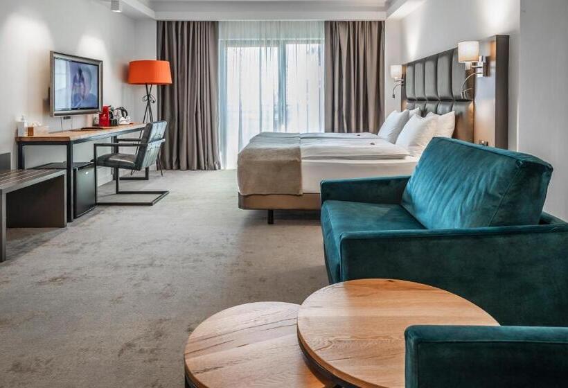 غرفة ديلوكس سرير كينج, Charm Boutique