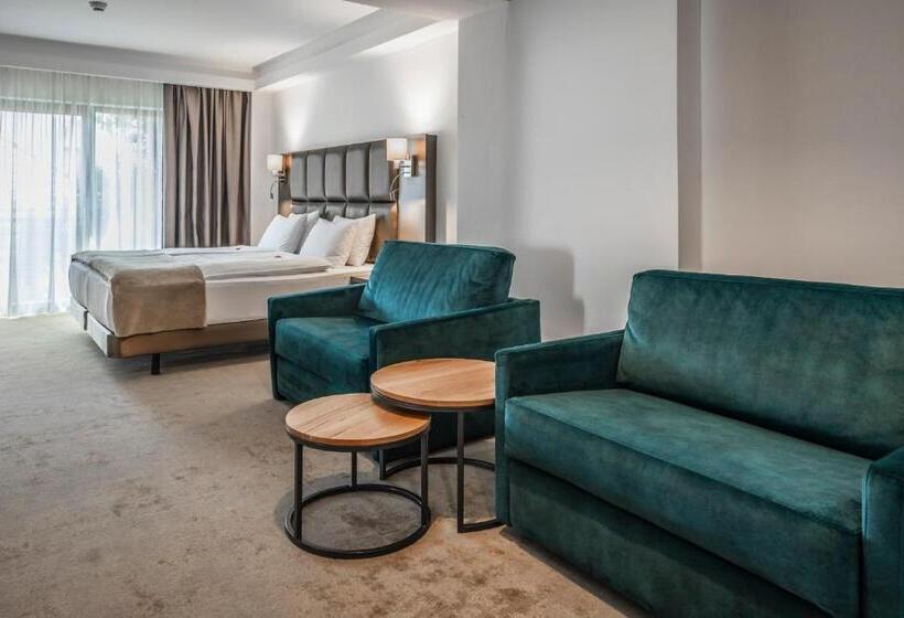 غرفة ديلوكس سرير كينج, Charm Boutique