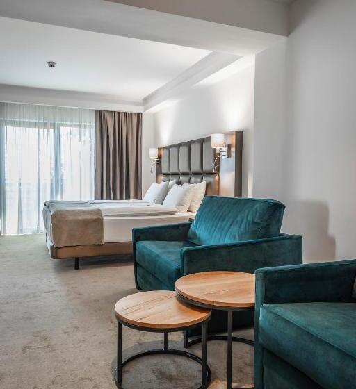 غرفة ديلوكس سرير كينج, Charm Boutique