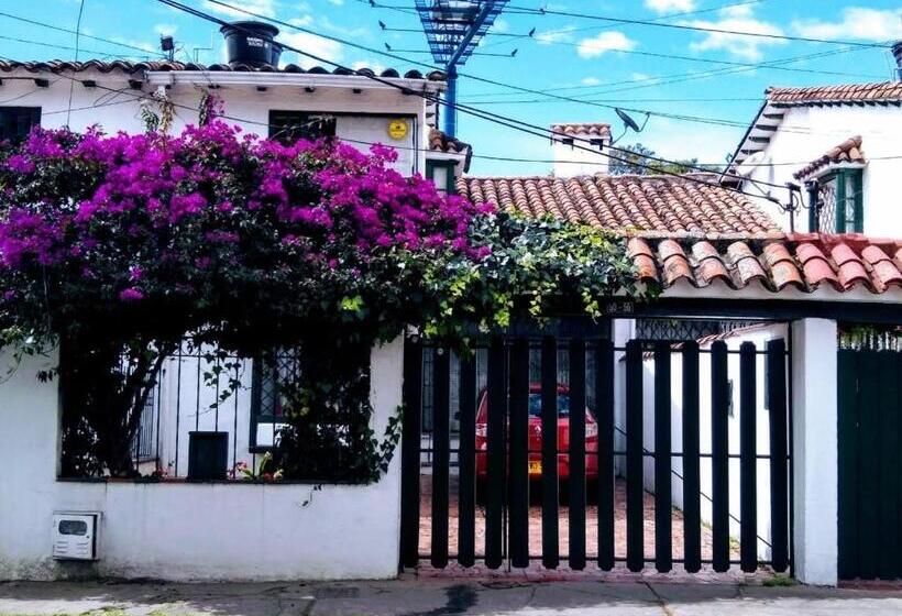 اتاق لوکس, Casa Turística Camitas Inn