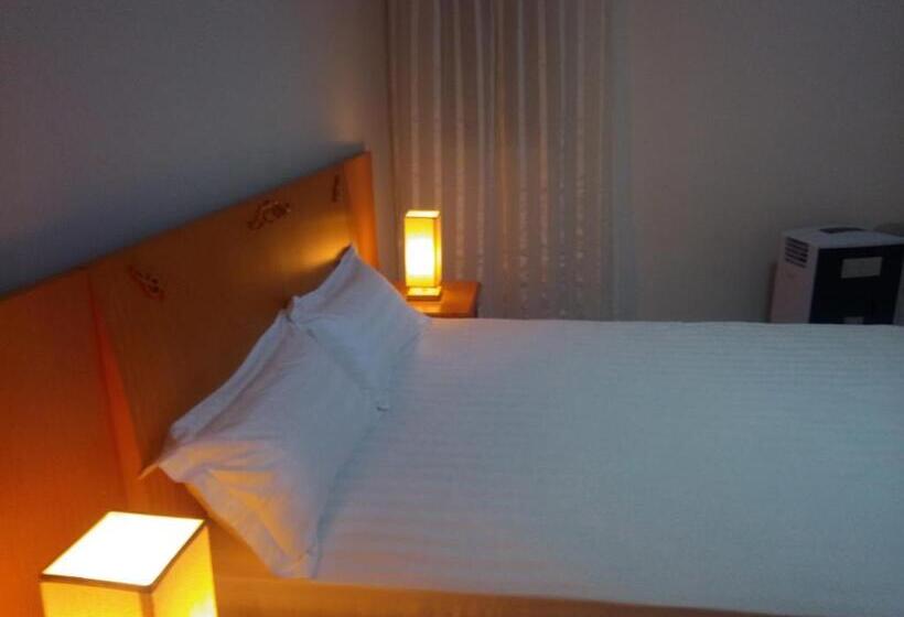 آپارتمان 1 خوابه با چشم‌انداز استخر, Residences Sommet Port Salut