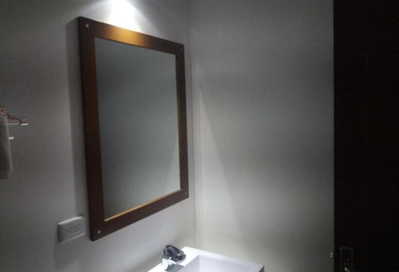 آپارتمان 1 خوابه با چشم‌انداز استخر, Residences Sommet Port Salut