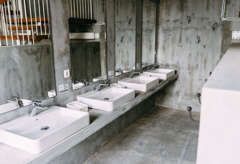 ルームシェアのワンベッド, So! Boutique Hostel