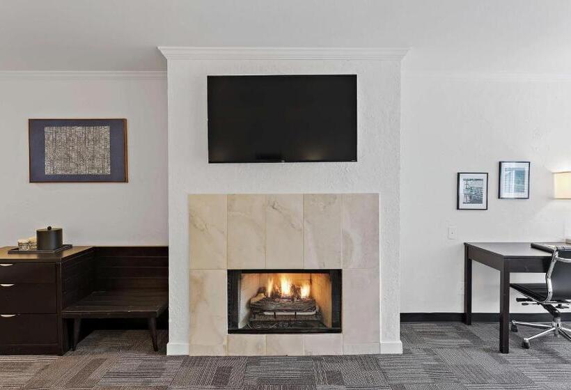 带大床的标准间, Best Western Wesley Inn & Suites