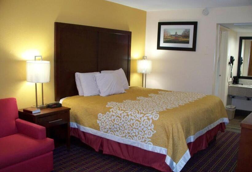 غرفة قياسية سرير كينج, Bluegrass Inn