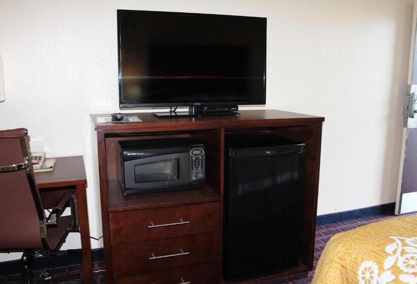 غرفة قياسية سرير كينج, Bluegrass Inn