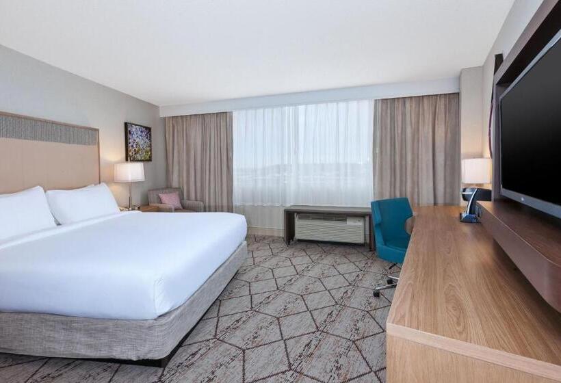 חדר סטנדרט, Crowne Plaza Syracuse, An Ihg