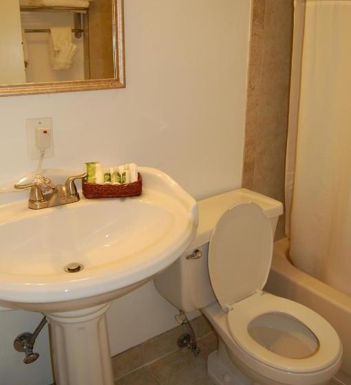 클래식 4인 룸, District