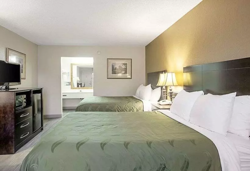 ２ダブルベッドのスタンダードルーム, Quality Inn & Suites Live Oak I10 Exit 283