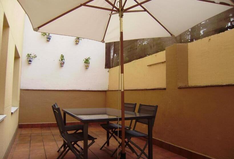 آپارتمان 1 خوابه, Apartamentos La Tata