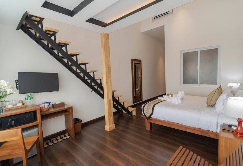 اتاق خانوادگی, The Haven