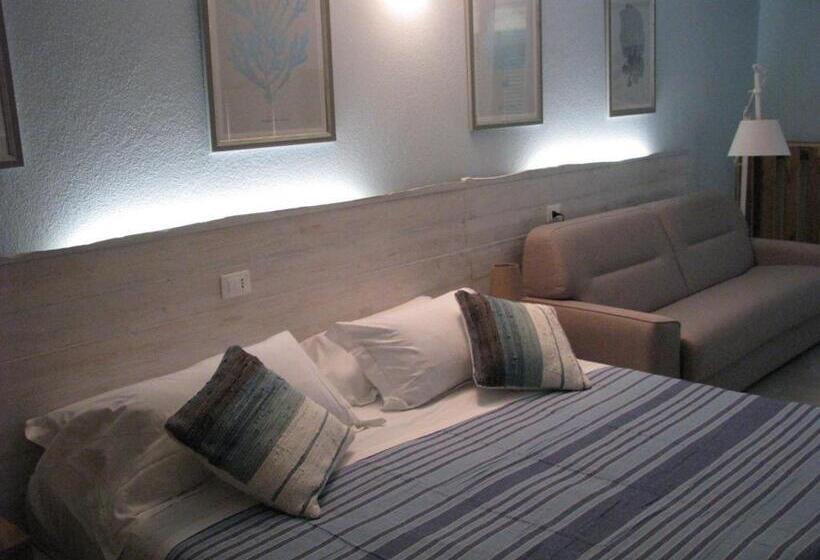 스탠다드 룸 바다 전망, La Calata