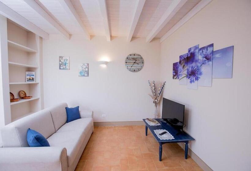 דירת חדר נוף לבריכה, Agriturismo Colle Oliveto