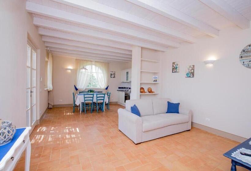 דירת חדר נוף לבריכה, Agriturismo Colle Oliveto