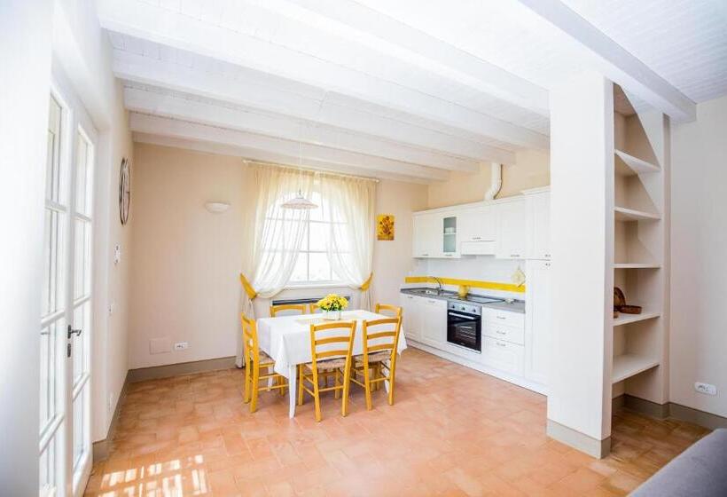 Апартаменты 1 Спальня Вид на Сад, Agriturismo Colle Oliveto