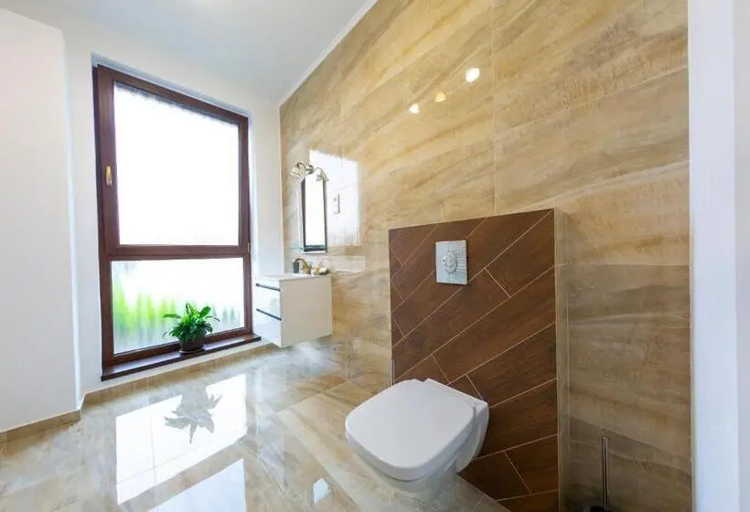 Deluxe Suite King Bed, Casa Cu Nuc