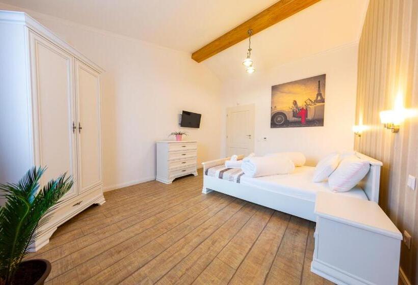 اتاق استاندارد, Casa Cu Nuc