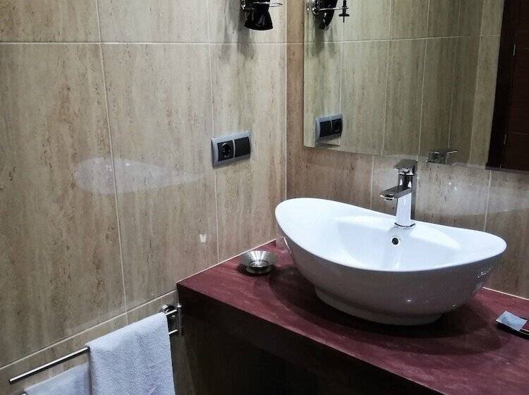 اتاق استاندارد, Lb Lebrija By Ma 22 Puntos