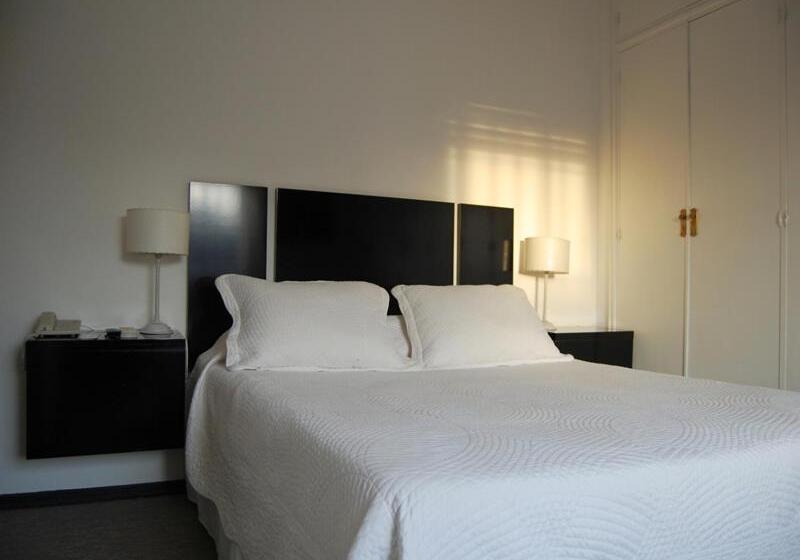 标准间, Mercedes Rambla