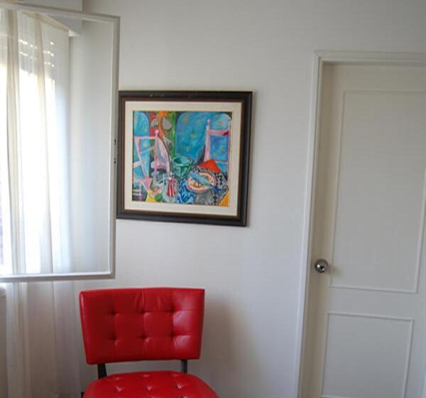 标准间, Mercedes Rambla