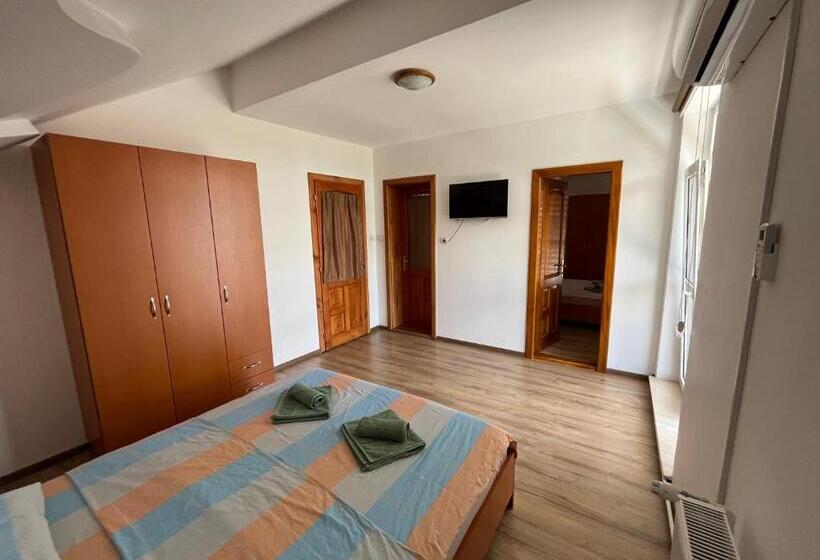 Апартаменты 2 Спальни, Vila Nei