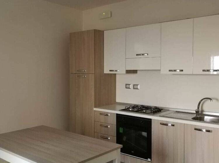 غرفة قياسية رباعية, Borgo Marinaro