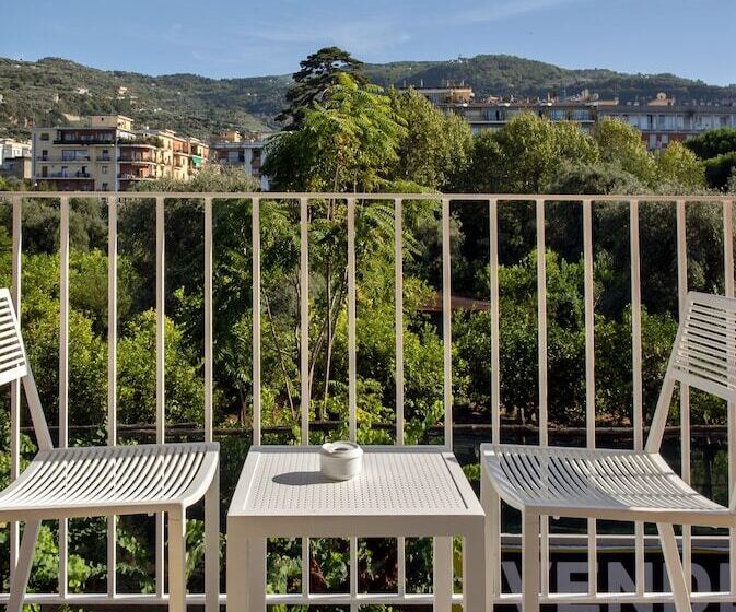 Deluxe Room Garden View