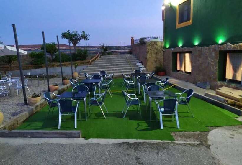 Номер Стандарт, Hostal Catedritos Ibéricos A 5 Km 154 A 5 Km De Oropesa A 1 Km De Herreruela De Oropesa