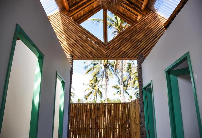 Standard Tent, Mad Monkey Gili Trawangan