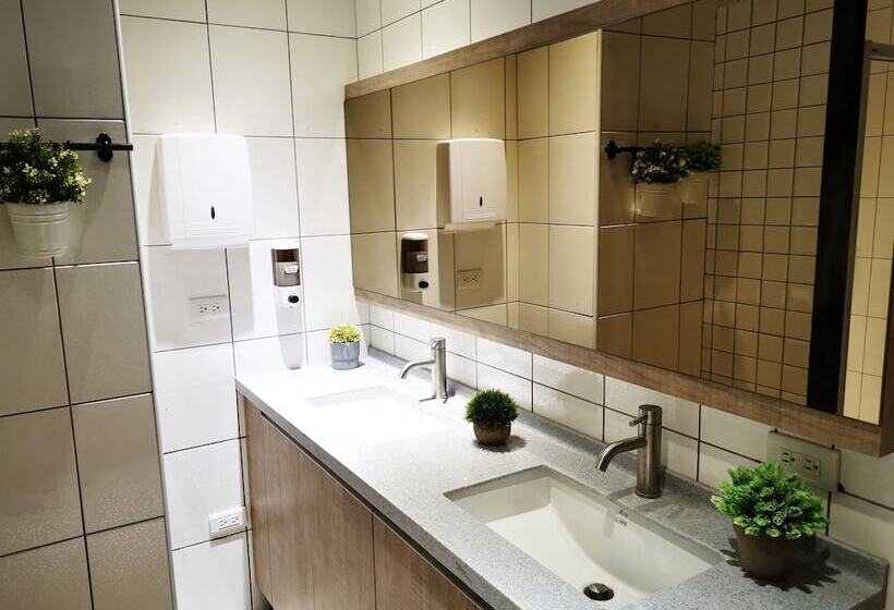 اتاق استاندارد با سرویس بهداشتی مشترک, Bluewater Hotel Xpark Gloria Outlets Taoyuan Baseball Stadium