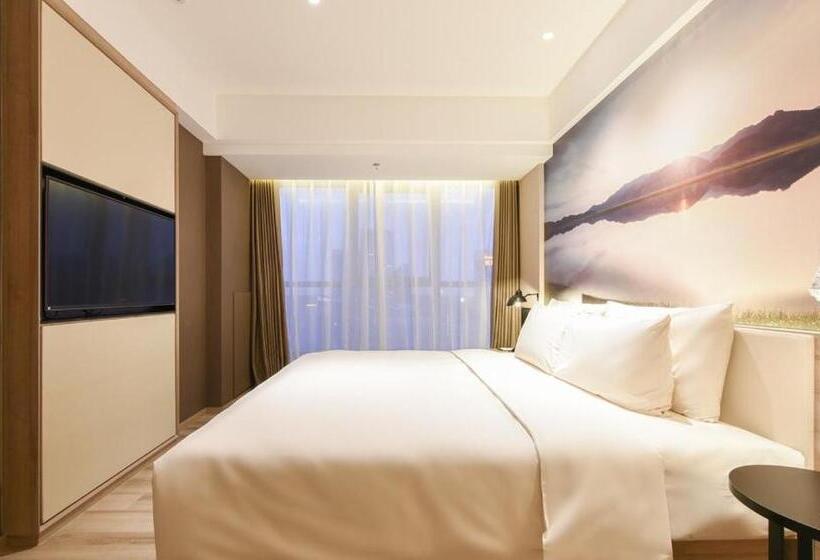 Superior suite with view, Atour Hotel Shenyang Youth Street Golden Gallery