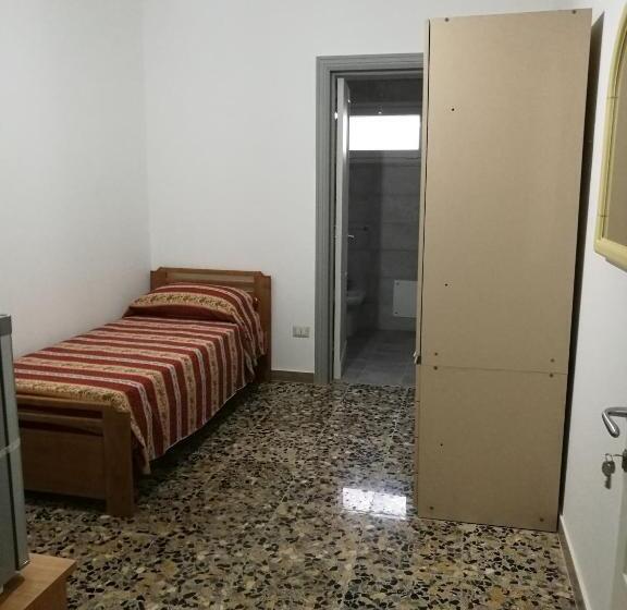 חדר סטנדרט יחיד, Domus Petrosa