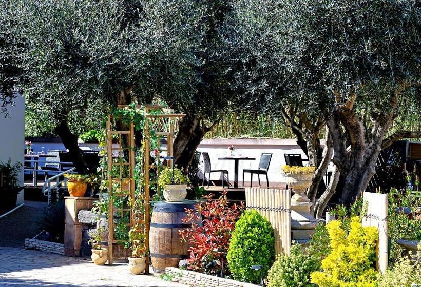 家庭洋房, Entre 2 Eaux