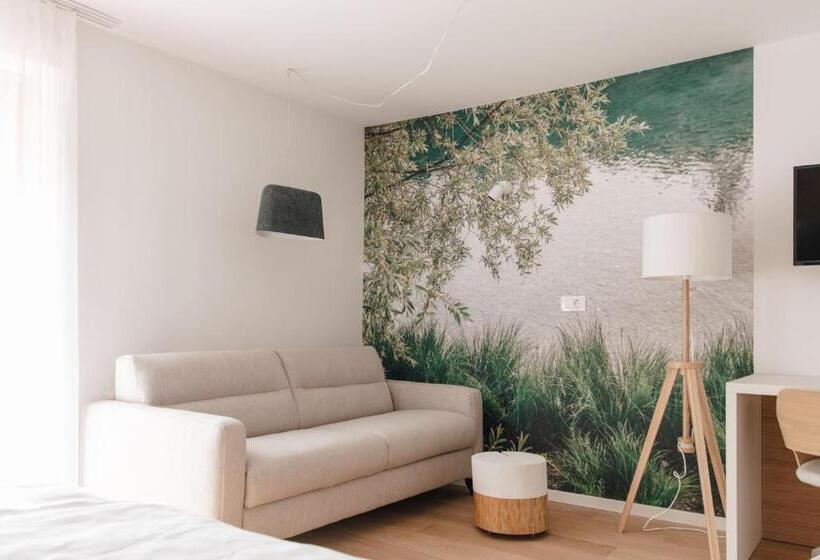 Suite with Terrace, Majerca