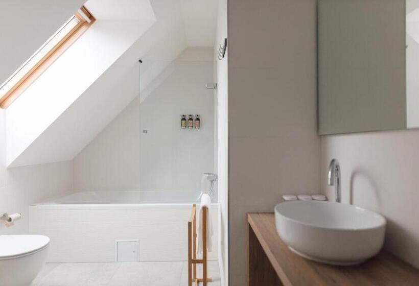 سوییت خانوادگی, Majerca