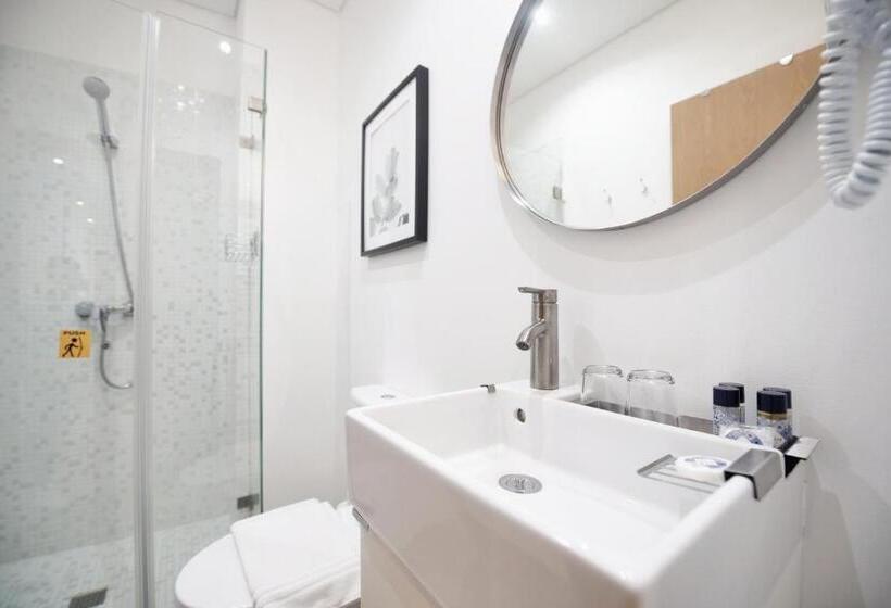 غرفة ديلوكس ثلاثية, Kasa 23 Cascais