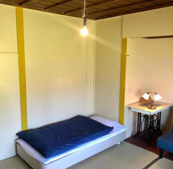 Номер Стандарт, 自然の中の古民家ゲストハウスちゃいはな庵 Organic County Style Classic House Chaihana An