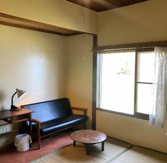 バス共有のスタンダードルーム, 自然の中の古民家ゲストハウスちゃいはな庵 Organic County Style Classic House Chaihana An