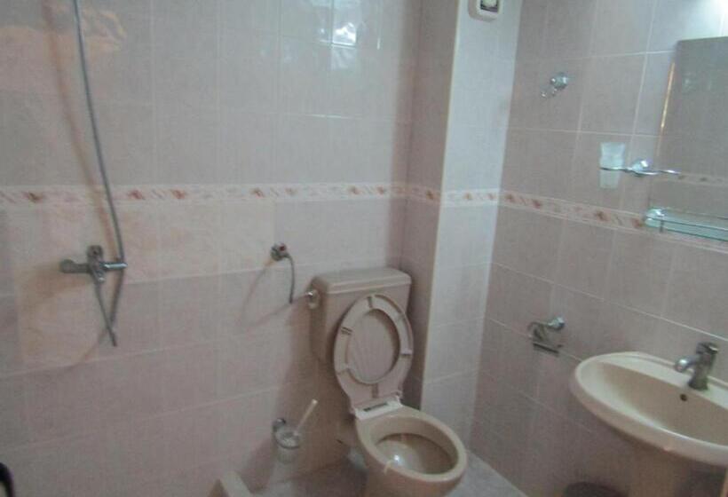 ファミリールーム, Hostel Papagal