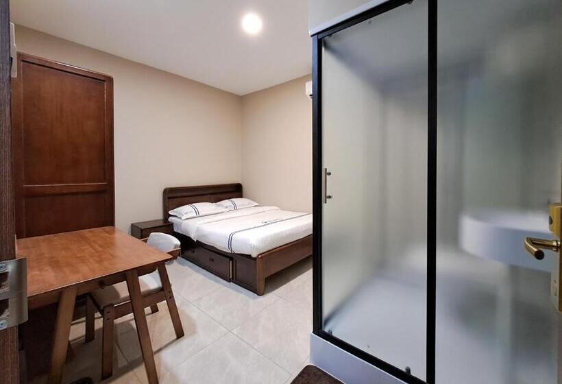 Standart Oda, Global Residency