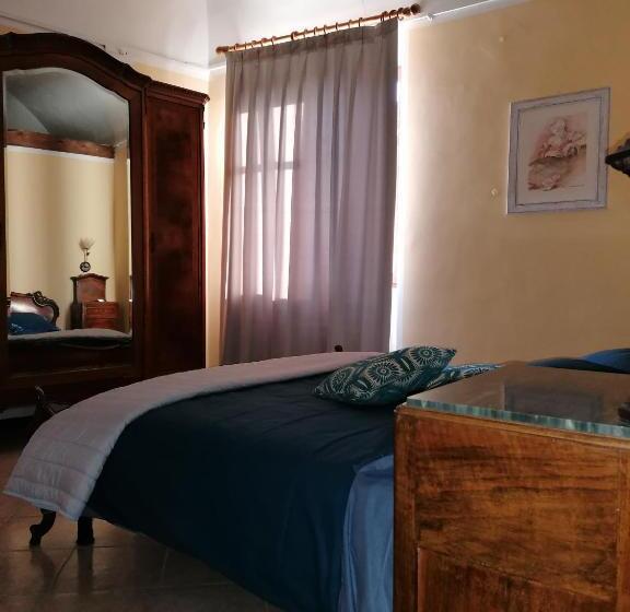 バルコニー付き1ベッドルームアパートメント, La Rocca Di Efisio