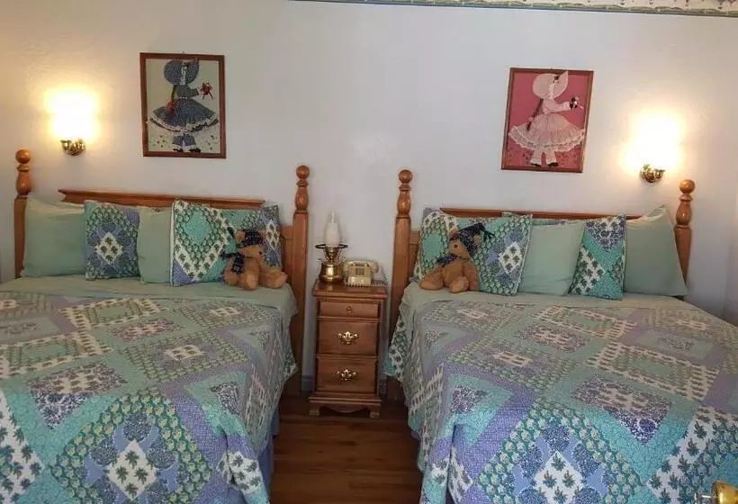 ２ダブルベッドのスタンダードルーム, Canyon Country Inn