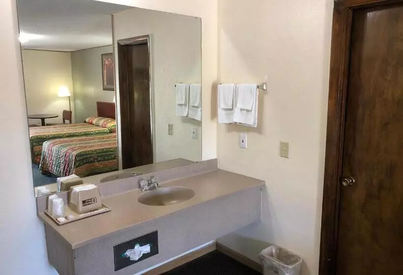 スタンダードルーム, Budget Host Inn   Emporia