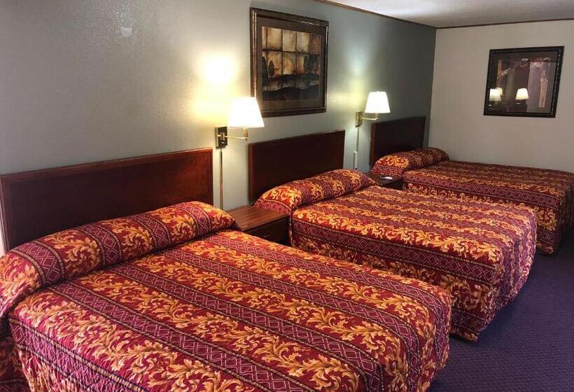 Семейный Номер, Budget Host Inn   Emporia